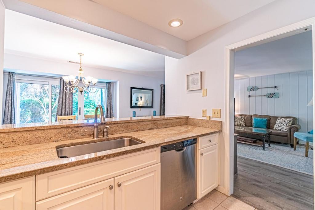 Villa Pet Friendly! 503 Plantation Club Walk To Pool Sleeps 6 Sea Pines Hilton Head Island Esterno foto